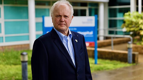 Clive outside RBH